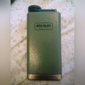 Stanley Classic Green Flask